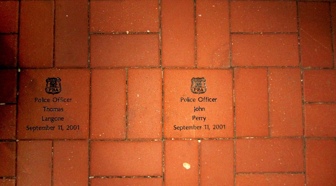 实名制账号是否会让某些群体失去匿名的权利?